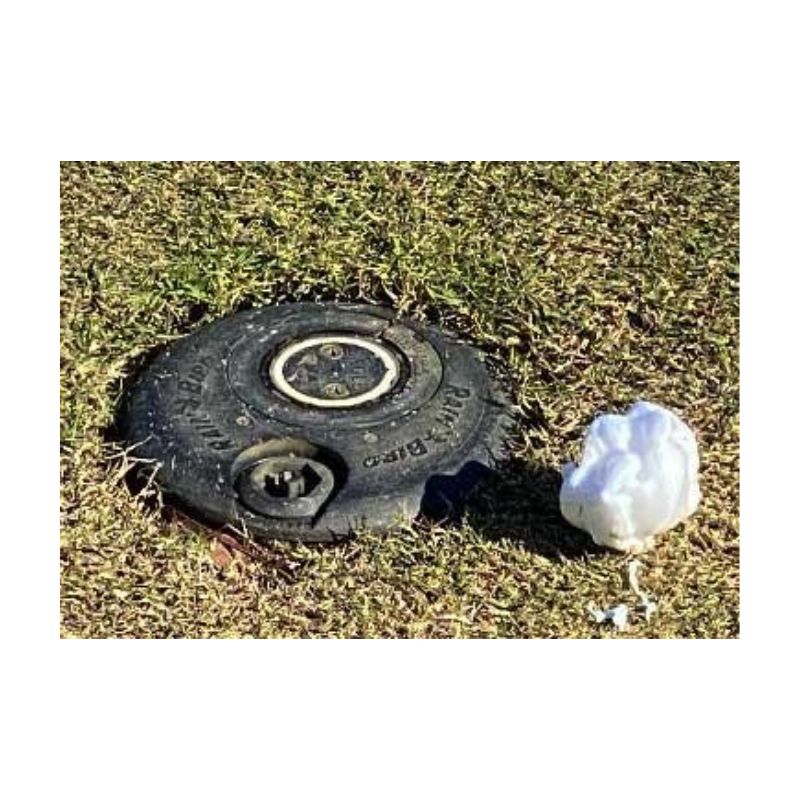 Liquid foam concentrate to spray mark areas, track zones on grass, turf.